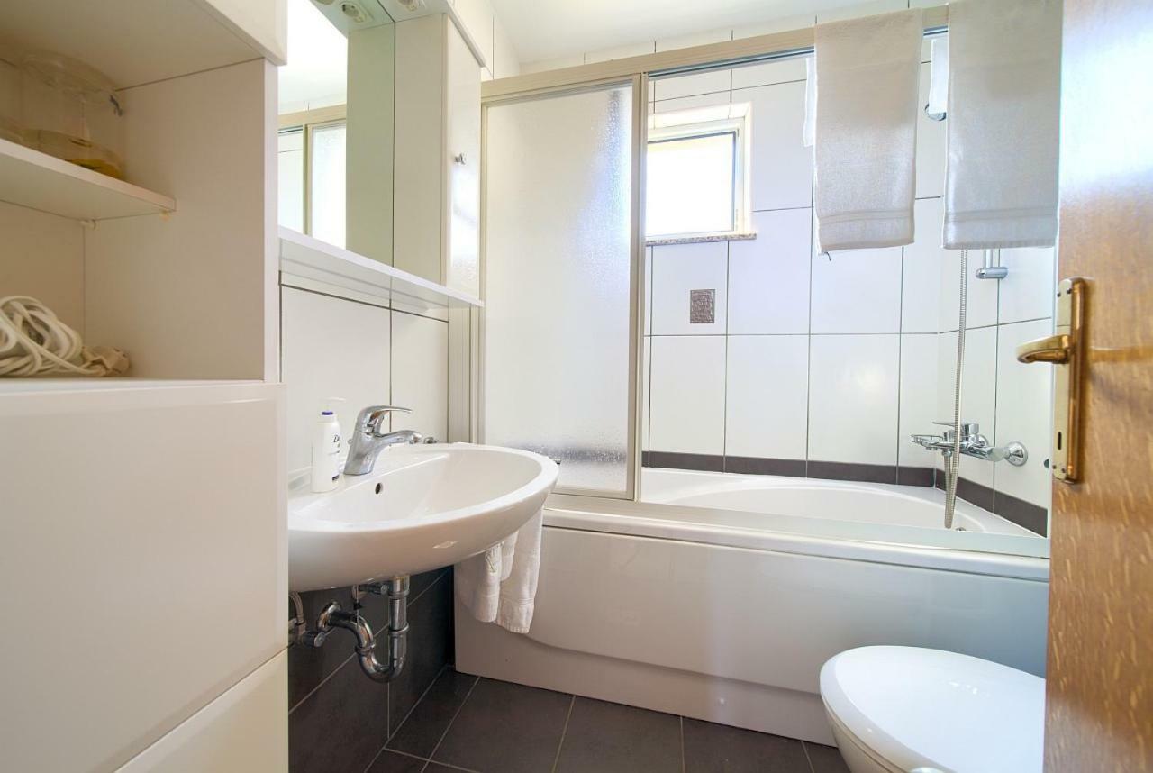 Apartman Adria Malinska Extérieur photo